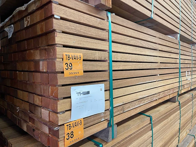 Guyana teak regels geschaafd 3050x68x45mm (84x) - afbeelding 4 van  4