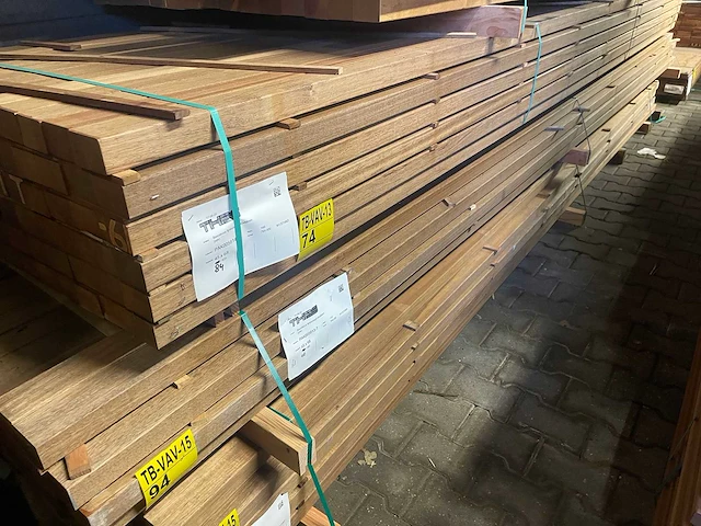 Guyana teak regels geschaafd 4850x68x45mm (46x) - afbeelding 4 van  4