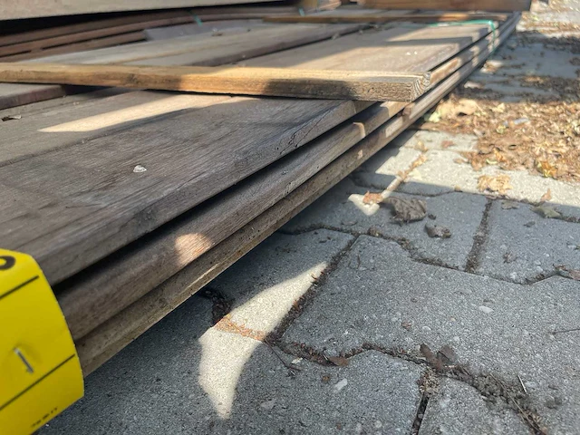 Guyana teak schuttingplanken 3000x140x16mm (23x) - afbeelding 2 van  3