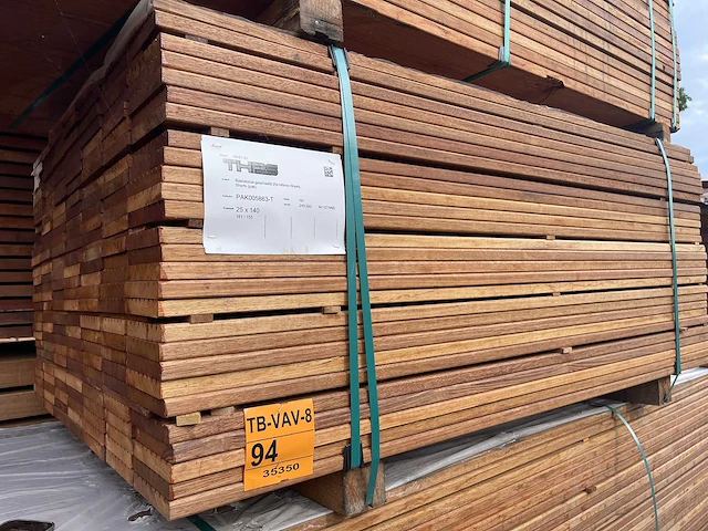 Guyana teak vlonderplanken 1550x140x25mm (161x) - afbeelding 4 van  4