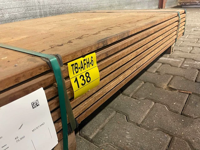 Guyana teak vlonderplanken 1550x145x21mm (49x) - afbeelding 2 van  3