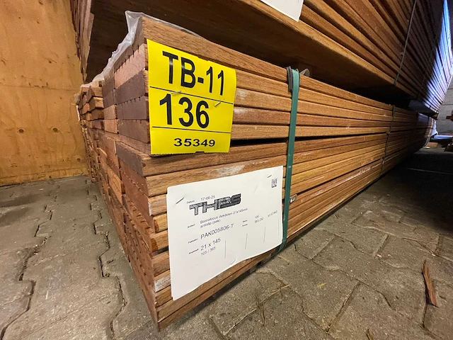 Guyana teak vlonderplanken 3650x145x21mm (105x) - afbeelding 4 van  4