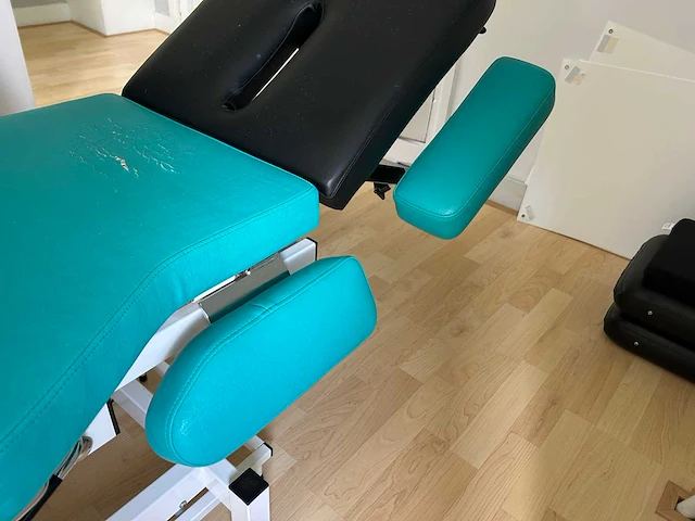 Gymna osteo-e1 massagetafel (2x) - afbeelding 15 van  18