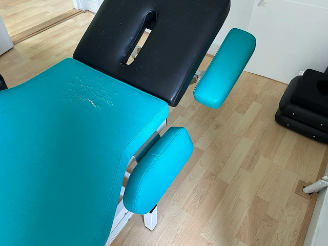 Gymna osteo-e1 massagetafel (2x) - afbeelding 16 van  18