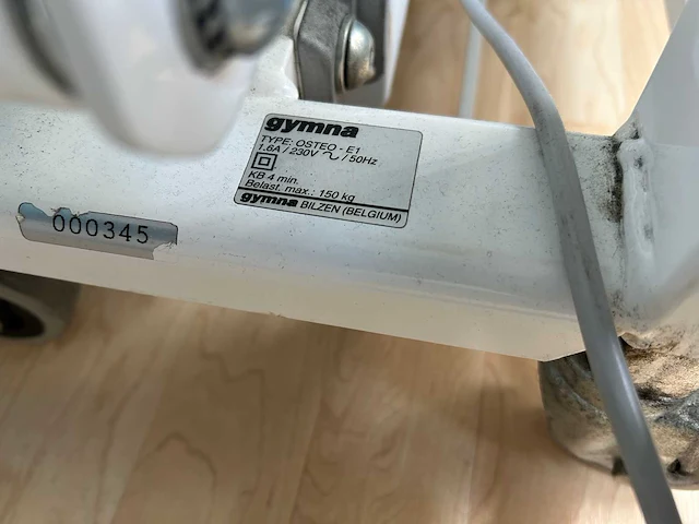 Gymna osteo-e1 massagetafel (2x) - afbeelding 17 van  18