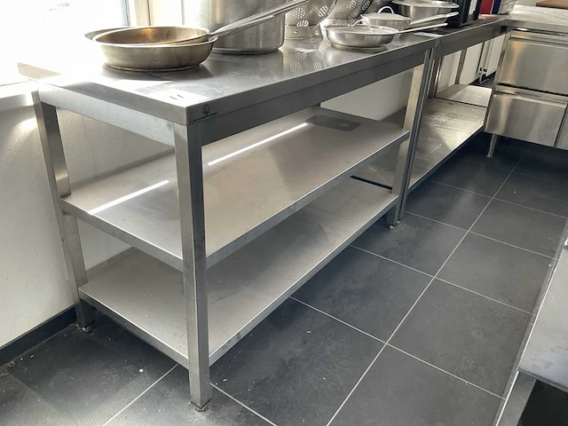 Haaften werktafel (3x) - afbeelding 1 van  2