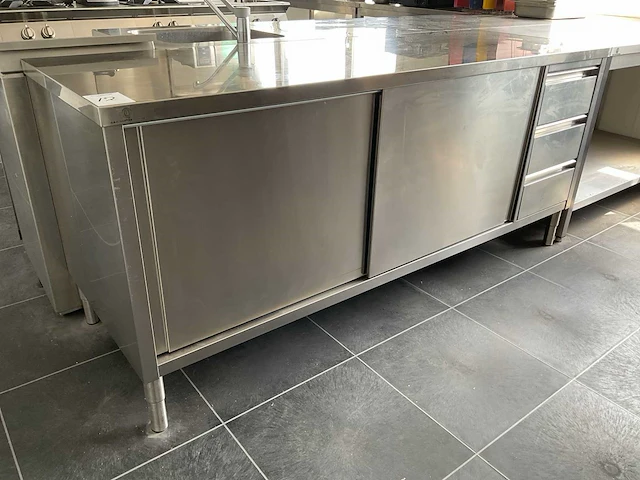 Haaften werktafel - afbeelding 2 van  8