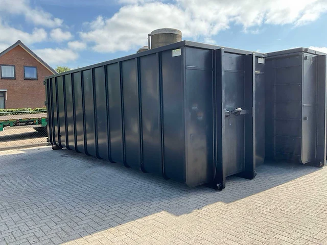 Haakarm afzetcontainer dicht - afbeelding 1 van  7