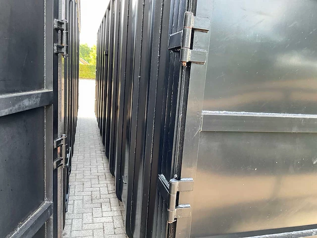 Haakarm afzetcontainer dicht - afbeelding 5 van  7