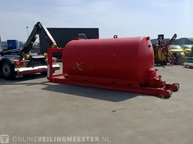 Haakarm bluswatertank, 6000l - afbeelding 10 van  14