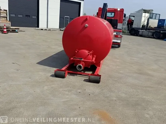 Haakarm bluswatertank, 6000l - afbeelding 14 van  14