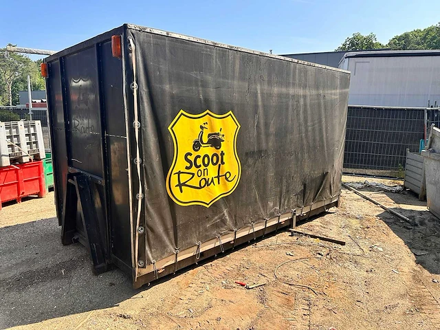 Haakarm plateau zeil container - afbeelding 1 van  5