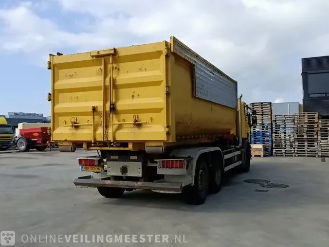 Haakarm vrachtwagen scania, p270 6x2 met kraan palfinger tipper 2 met grijper en containerbak, bouwjaar 2005 - afbeelding 2 van  49