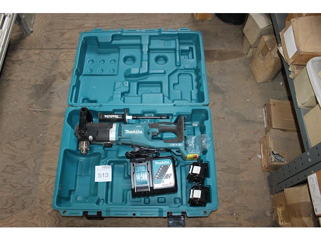 Haakse accuboorhamer makita dda460 36v met 2 accu's en oplader in koffer. - afbeelding 1 van  4