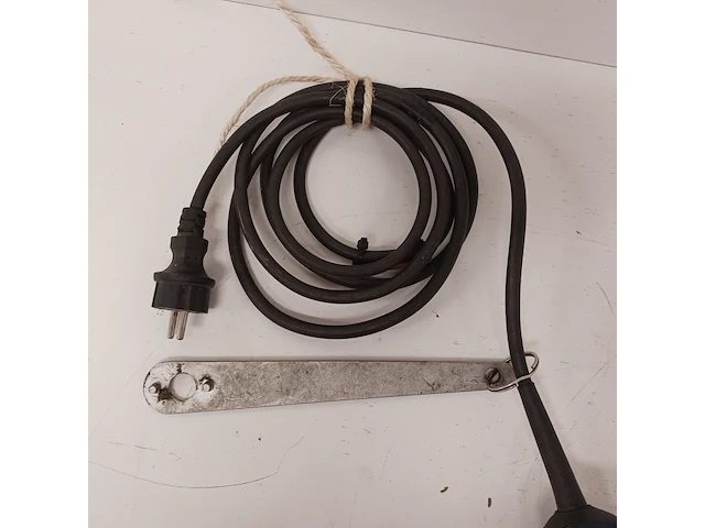 Haakse slijper 125mm/5" 230v bosch, gws 15-125 cipx, bouwjaar 2018, traploos geremd+dodemansschak. - afbeelding 6 van  6