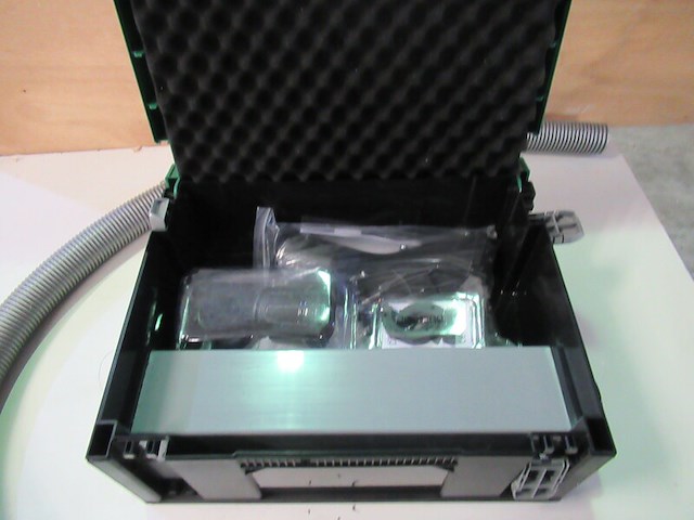 Haakse slijper afzuiging hitachi - afbeelding 6 van  7