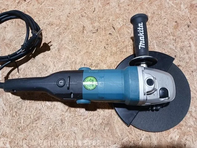 Haakse slijper makita, ga9012c - afbeelding 4 van  7