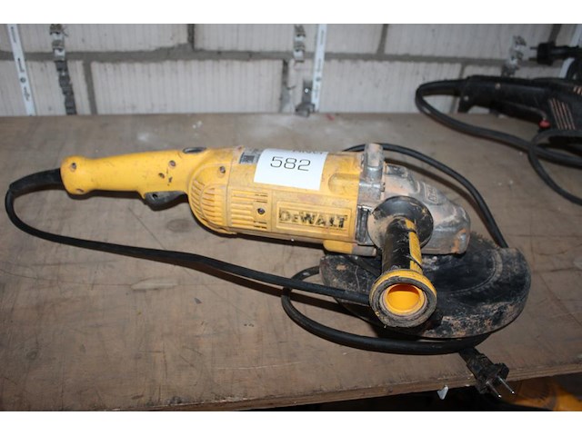 Haakse slijptol dewalt. - afbeelding 2 van  2