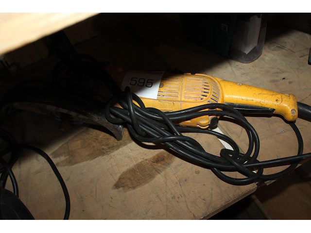 Haakse slijptol dewalt. - afbeelding 1 van  2