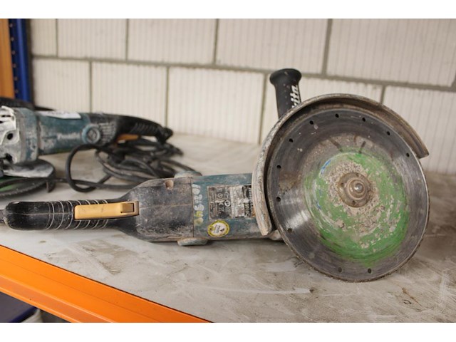 Haakse slijptol makita. - afbeelding 2 van  3