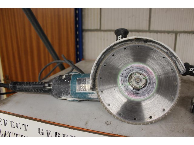 Haakse slijptol makita. - afbeelding 2 van  3