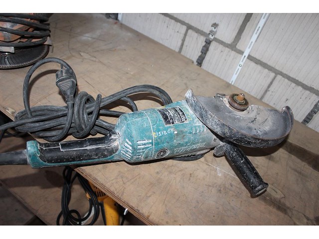 Haakse slijptol makita. - afbeelding 2 van  2