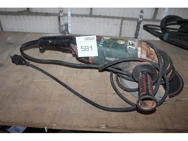 Haakse slijptol metabo. - afbeelding 1 van  2