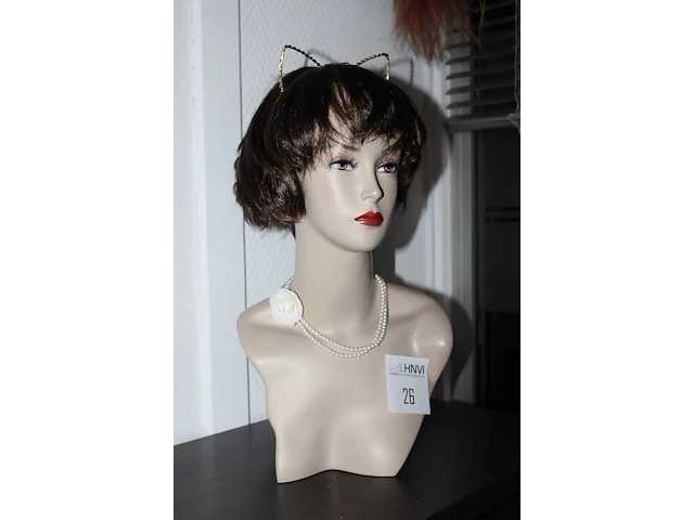 Haar / sieraden buste, hoogte 50 cm. - afbeelding 2 van  2