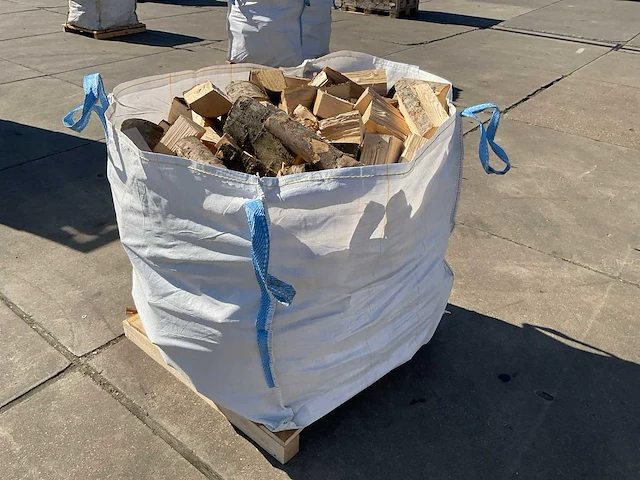 Haardhout in big bag 1m3 - afbeelding 1 van  9