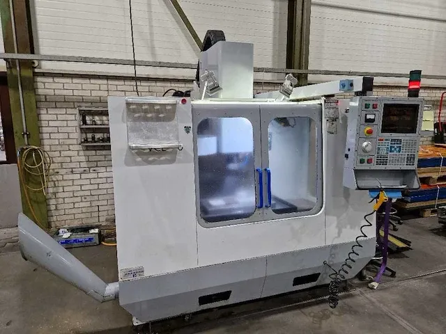 Haas - vce 500 - cnc-freesmachine - afbeelding 1 van  12