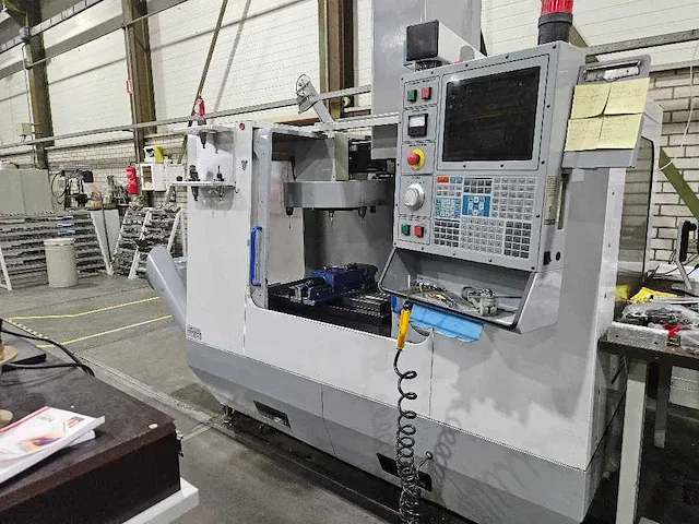 Haas - vce 500 - cnc-freesmachine - afbeelding 7 van  12