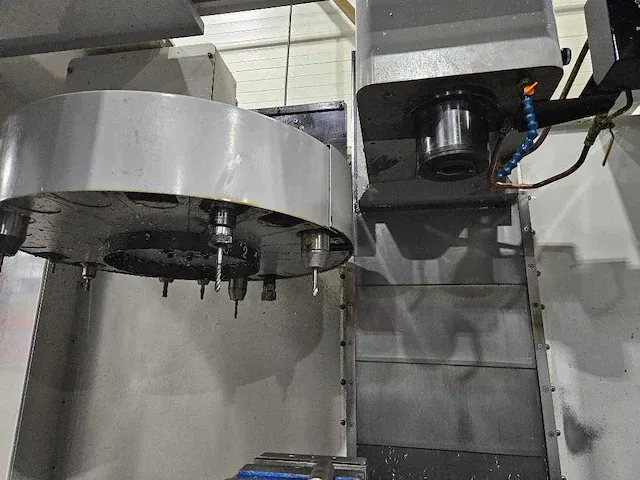 Haas - vce 500 - cnc-freesmachine - afbeelding 10 van  12