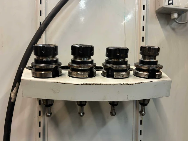 Haas tm-2p cnc bewerkingscentrum - afbeelding 15 van  16