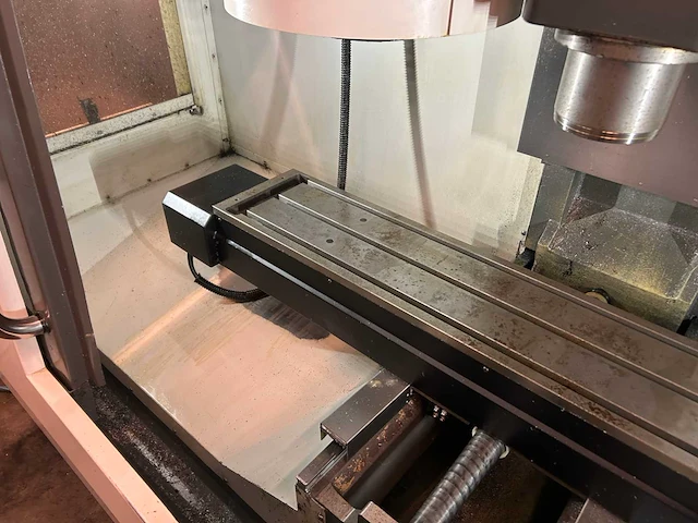 Haas tm-2p cnc bewerkingscentrum - afbeelding 9 van  16