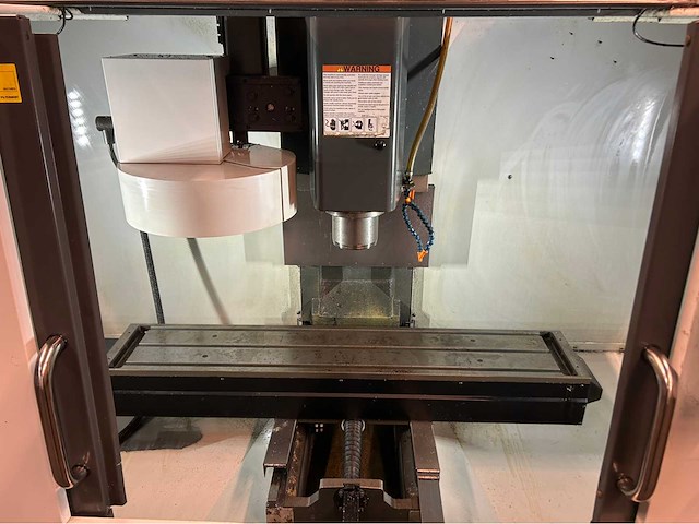 Haas tm-2p cnc universeel machinecentrum - afbeelding 13 van  16