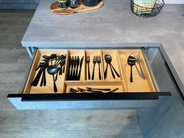 Häcker - comet classic - showroomkeuken - afbeelding 5 van  25