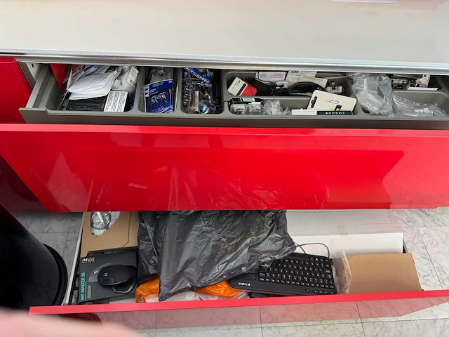 Häcker - dressoir - afbeelding 3 van  7