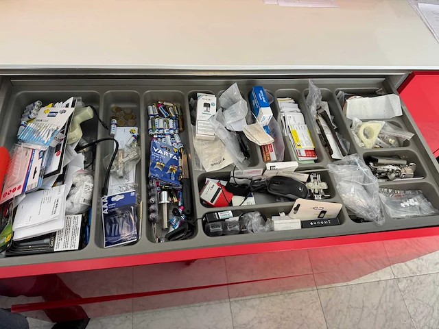 Häcker - dressoir - afbeelding 4 van  7