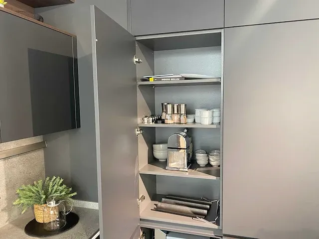 Häcker - showroomkeuken (c) - afbeelding 19 van  49