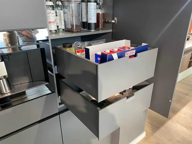 Häcker - showroomkeuken (c) - afbeelding 24 van  49