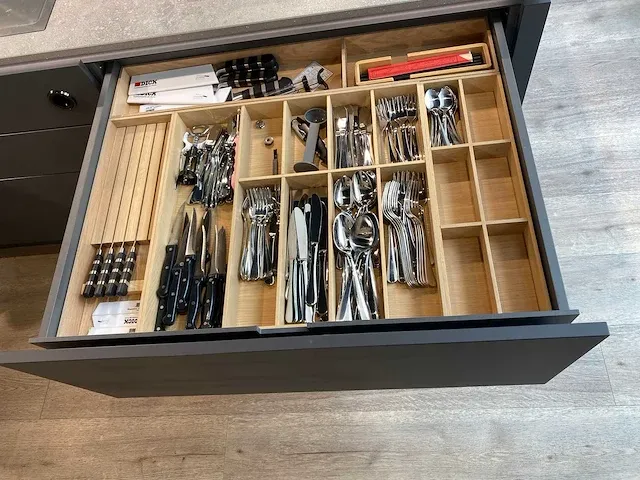 Häcker - showroomkeuken (c) - afbeelding 27 van  49