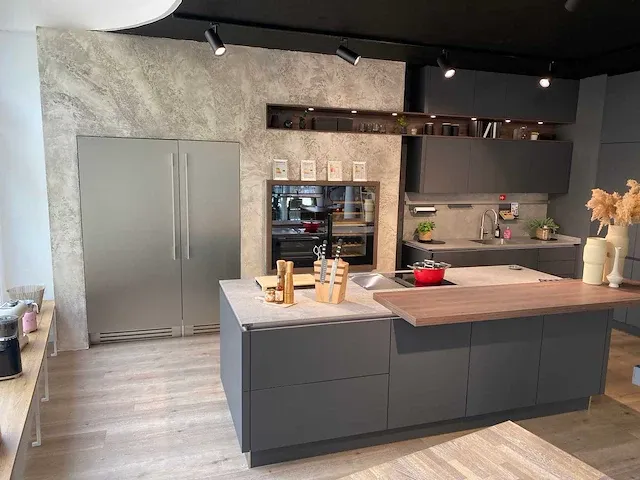 Häcker - showroomkeuken (c) - afbeelding 2 van  49