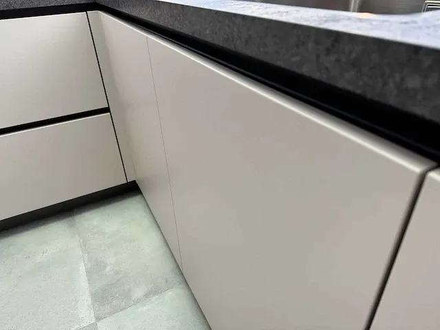 Häcker - showroomkeuken (c) - afbeelding 11 van  13