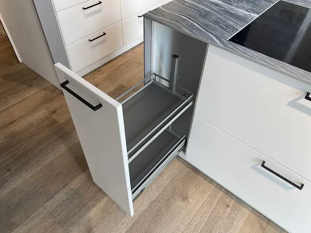 Häcker - showroomkeuken - afbeelding 21 van  48