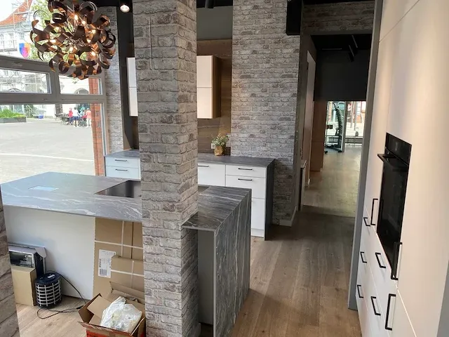 Häcker - showroomkeuken - afbeelding 3 van  48