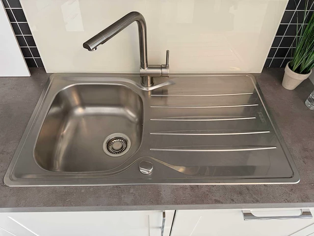 Häcker - showroomkeuken - afbeelding 2 van  35