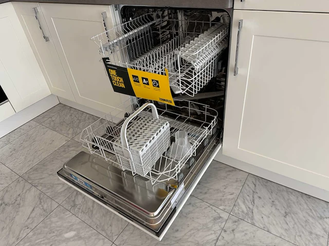 Häcker - showroomkeuken - afbeelding 6 van  35