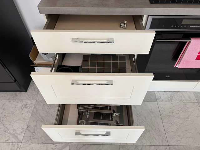 Häcker - showroomkeuken - afbeelding 12 van  35