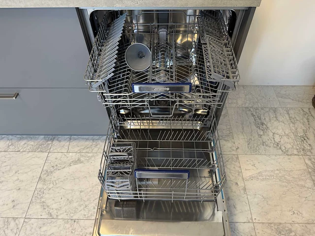 Häcker - showroomkeuken - afbeelding 24 van  36