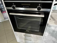 Häcker - showroomkeuken - afbeelding 3 van  17